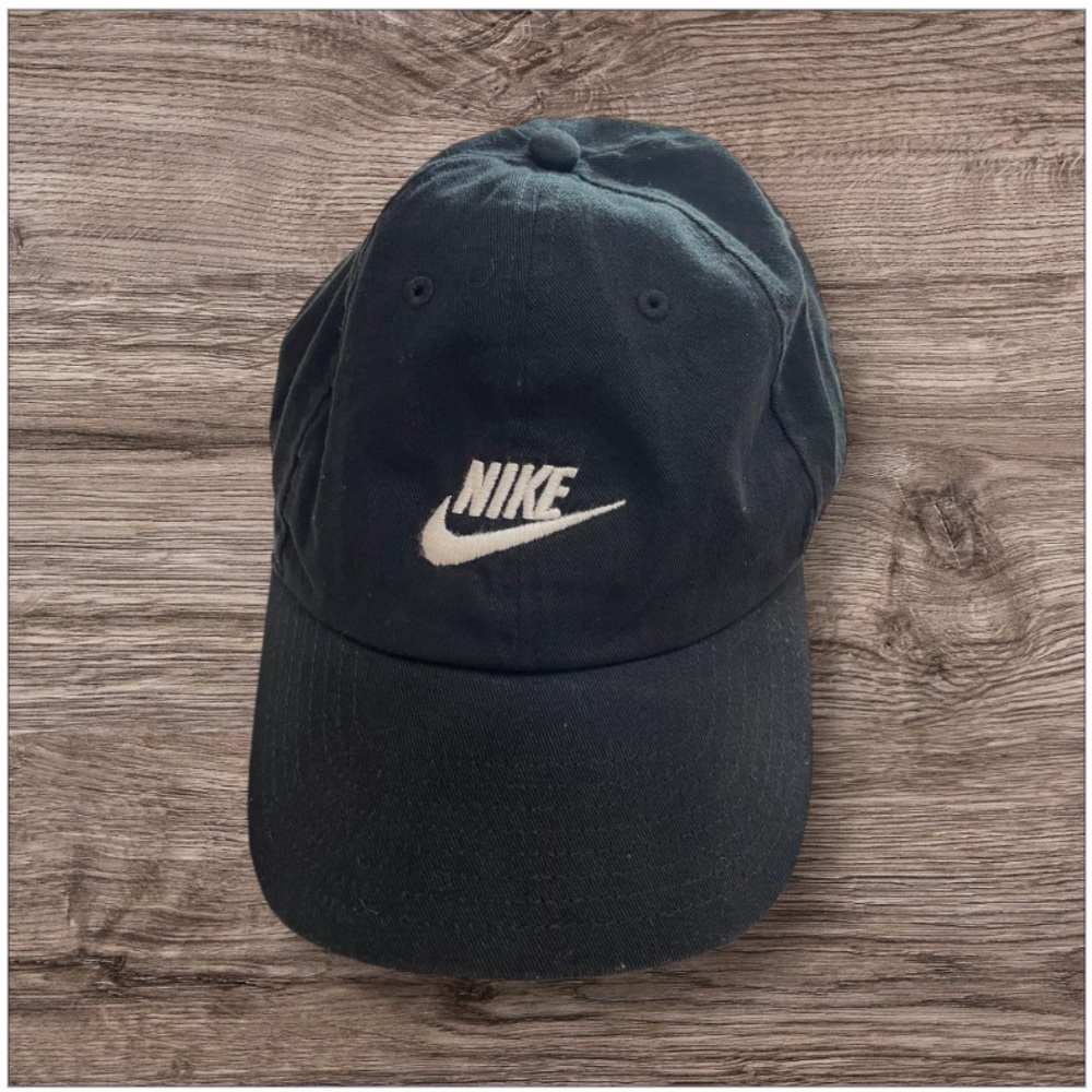 (7) Nike black men's cap